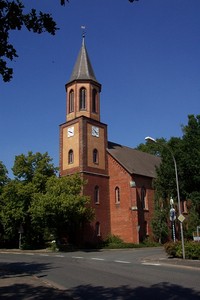 Immanuel-Kirche in Pr. Strhen